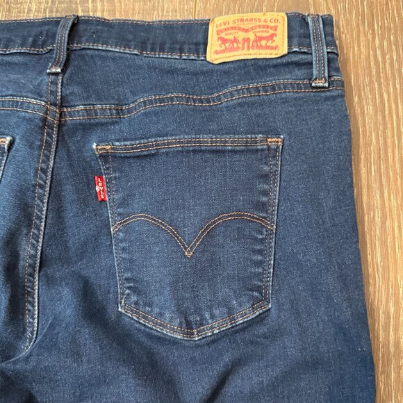 Levi’s Slimming Skinny Jeans – Size 33 x 30 - Picture 8 of 14